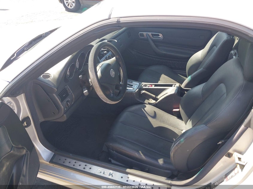2003 MERCEDES-BENZ SLK 230 auction photo 8