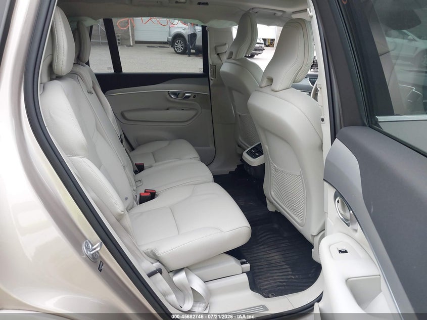 VOLVO XC90 - zdjęcie 8