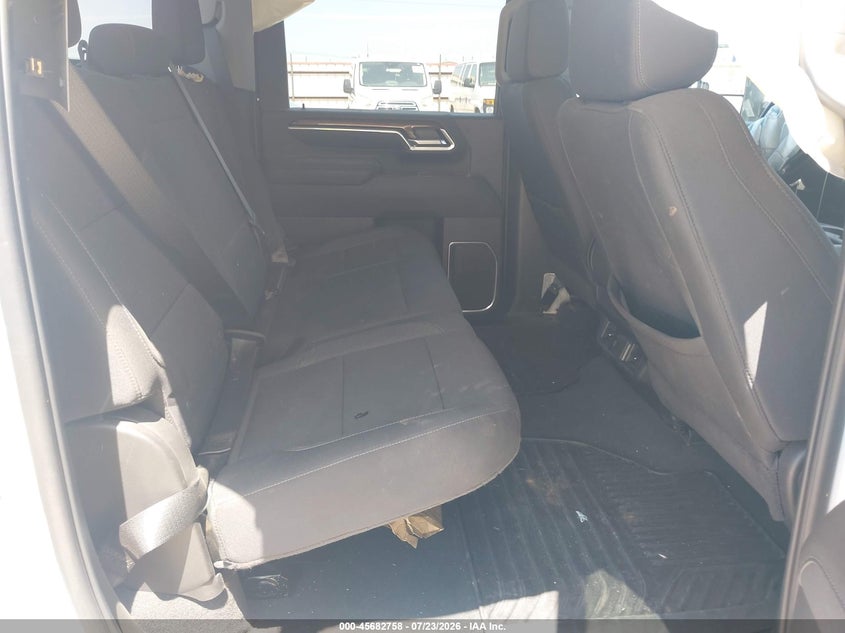 2026 CHEVROLET SILVERADO 2500 HD auction photo 8