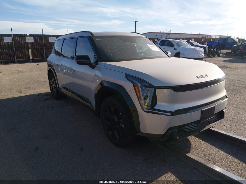 2026 KIA EV9 LAND