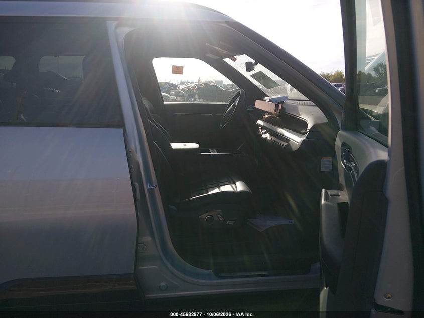 2026 KIA EV9 LAND · Фото 5