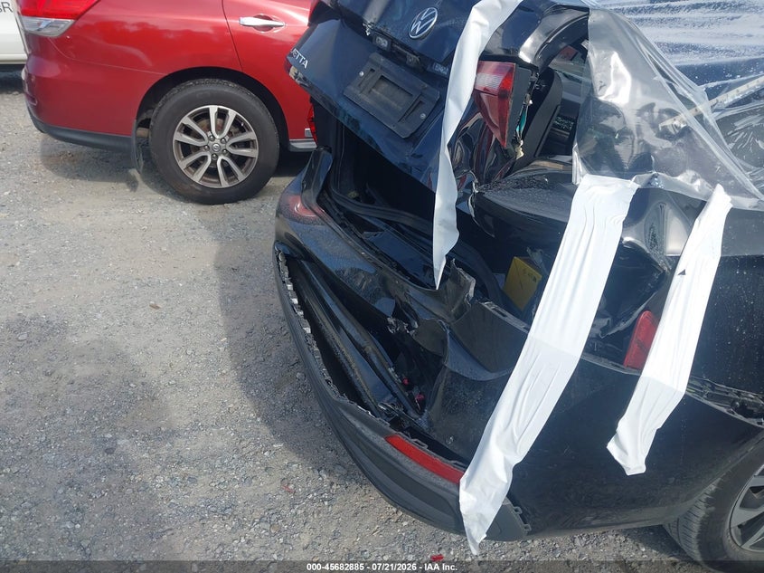 2022 VOLKSWAGEN JETTA auction photo 6