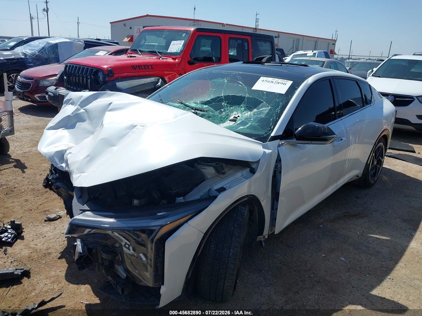 Vin: 3kpfw4de4se051811, lot: 46181499, kia k4 gt-line 20252