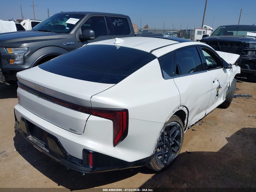 Vin: 3kpfw4de4se051811, lot: 46181499, kia k4 gt-line 20254
