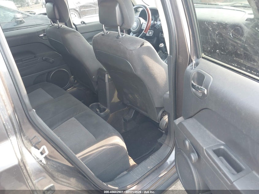2014 JEEP PATRIOT auction photo 8