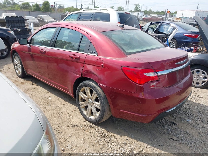 Vin: 1c3bc1fg0bn576577, lot: 46181511, chrysler 200 touring 20113