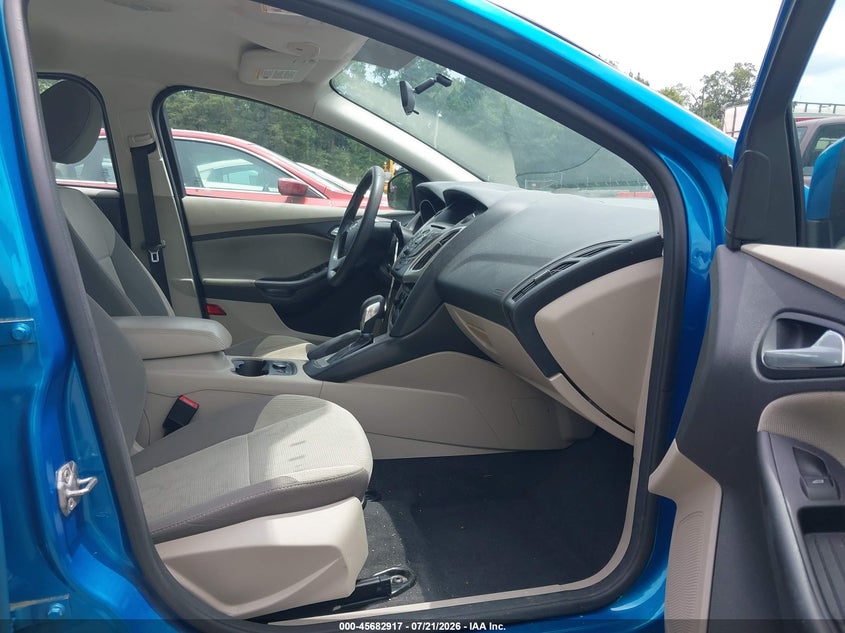 2014 FORD FOCUS auction photo 5