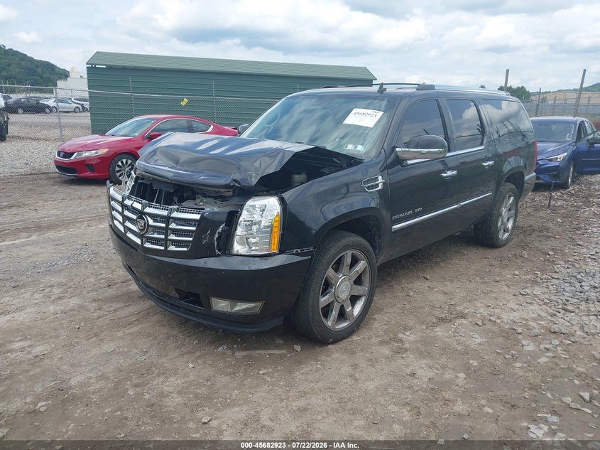 2012 CADILLAC ESCALADE ESV auction photo 2