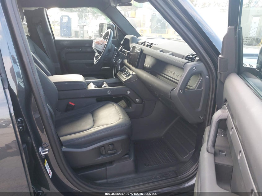 2025 Land Rover Defender 110 P400 X-Dynamic Se VIN: SALE27EU9S2384798 Lot: 45682957