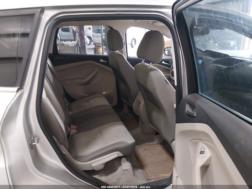 2016 FORD ESCAPE auction photo 8