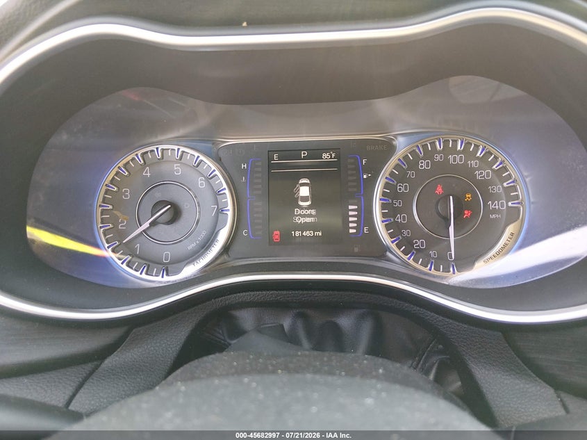 2015 Chrysler 200 Limited VIN: 1C3CCCAB8FN666917 Lot: 45682997
