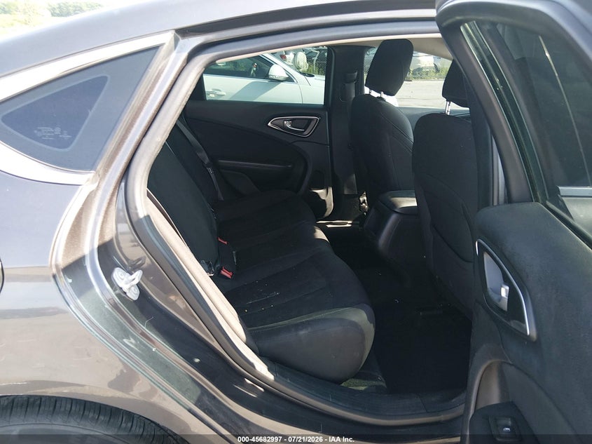 2015 Chrysler 200 Limited VIN: 1C3CCCAB8FN666917 Lot: 45682997