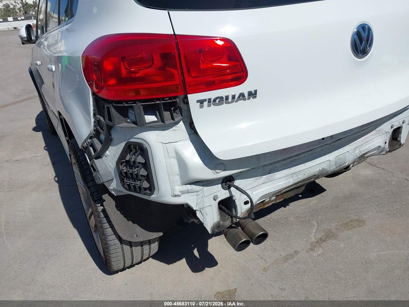 2016 Volkswagen Tiguan R-Line VIN: WVGAV7AX8GW039268 Lot: 45683110