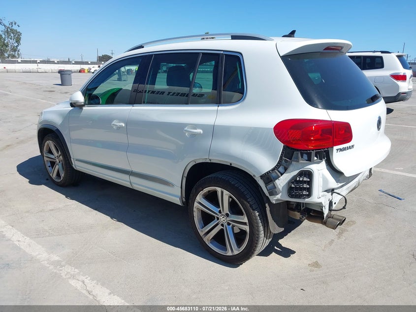 2016 Volkswagen Tiguan R-Line VIN: WVGAV7AX8GW039268 Lot: 45683110