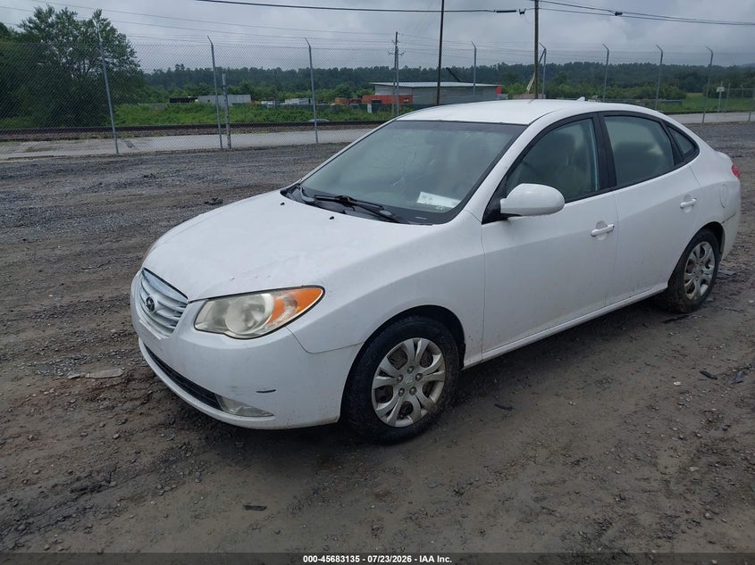 2010 HYUNDAI ELANTRA auction photo 2