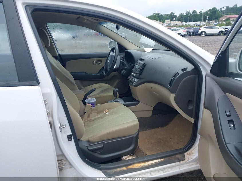 2010 HYUNDAI ELANTRA auction photo 5