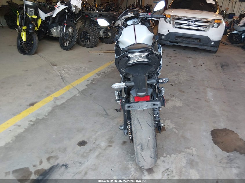 2026 KAWASAKI EX650 auction photo 6