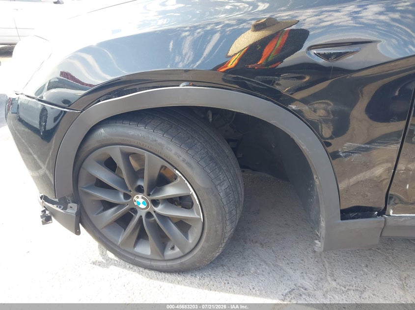 2017 BMW X3 Sdrive28I VIN: 5UXWZ7C38H0V93857 Lot: 45683203