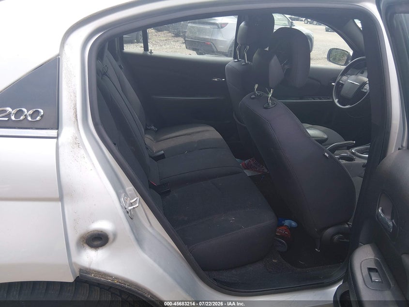 2012 CHRYSLER 200 auction photo 8