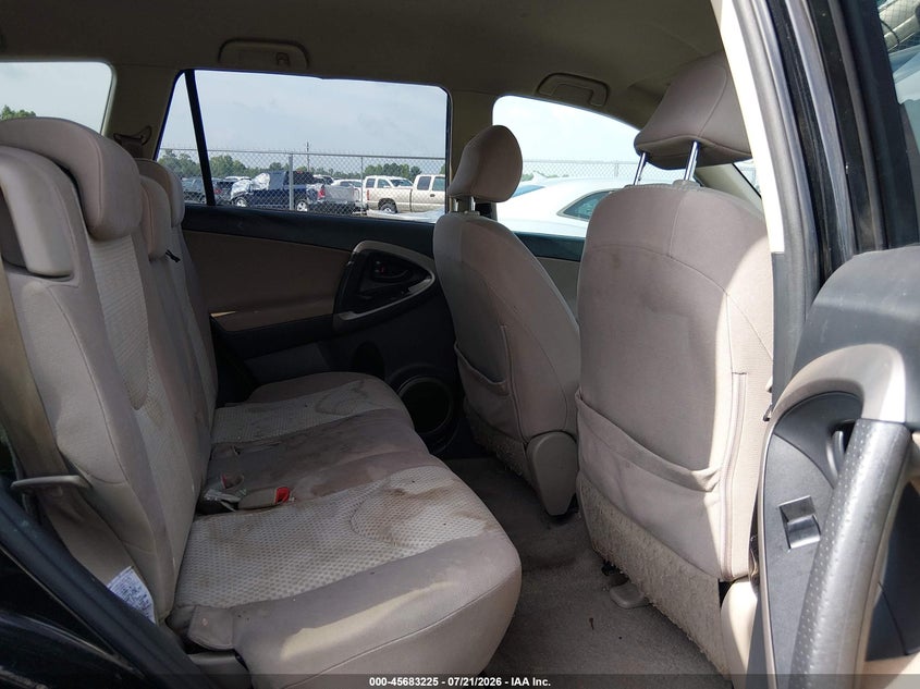 2006 TOYOTA RAV4 auction photo 8