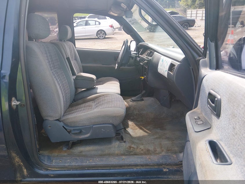 1995 TOYOTA T100 auction photo 5