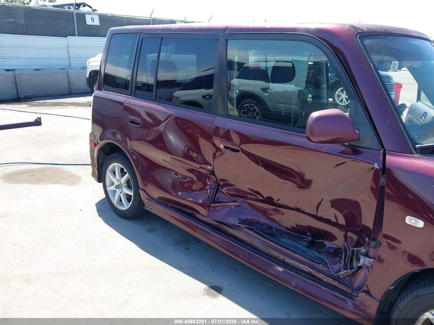 2005 Scion Xb VIN: JTLKT324054011716 Lot: 45683291