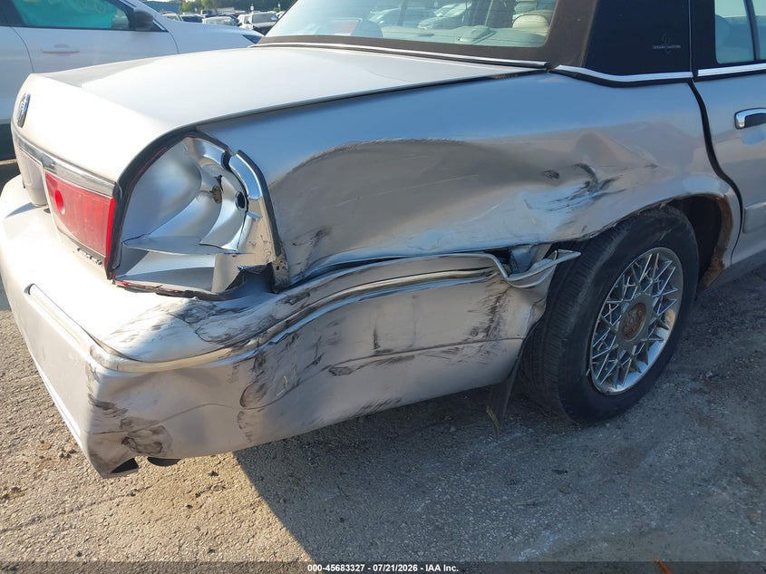 2001 Mercury Grand Marquis Gs VIN: 2MEFM74WX1X660067 Lot: 45683327