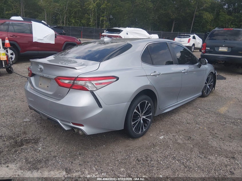 TOYOTA CAMRY - zdjęcie 4