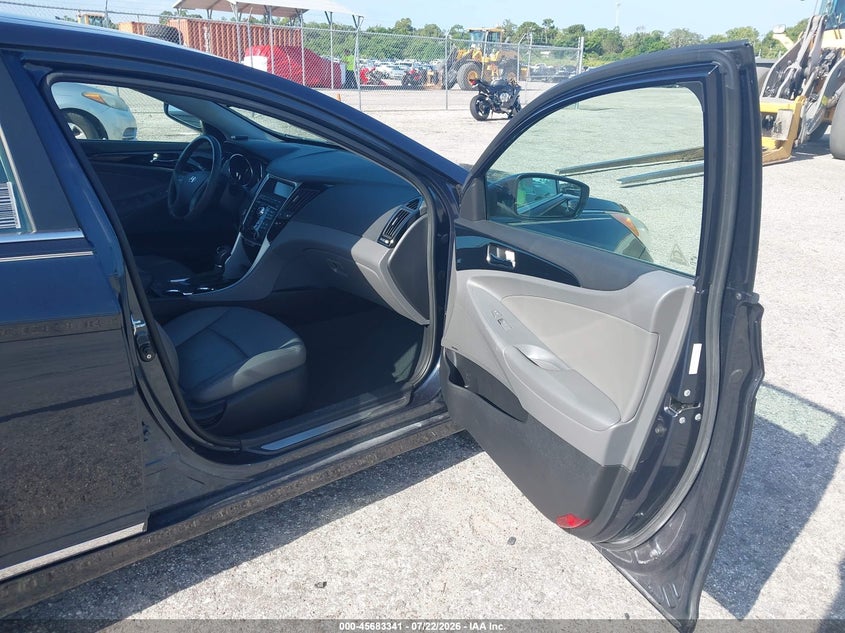 2011 HYUNDAI SONATA auction photo 5