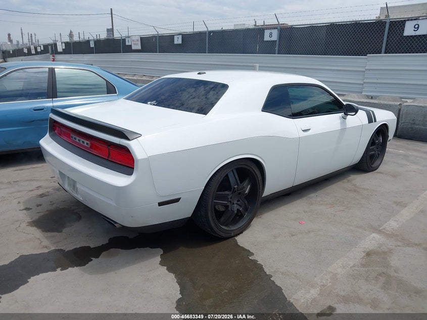 2011 DODGE CHALLENGER auction photo 4