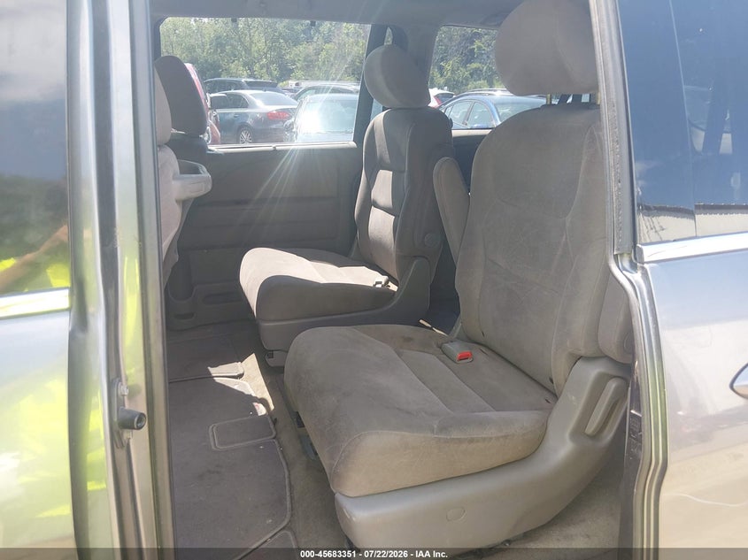 2010 HONDA ODYSSEY auction photo 8