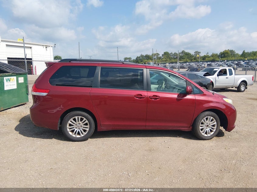 2014 Toyota Sienna Xle V6 8 Passenger VIN: 5TDYK3DC7ES458965 Lot: 45683373