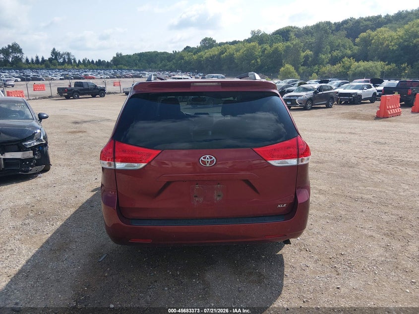 2014 Toyota Sienna Xle V6 8 Passenger VIN: 5TDYK3DC7ES458965 Lot: 45683373