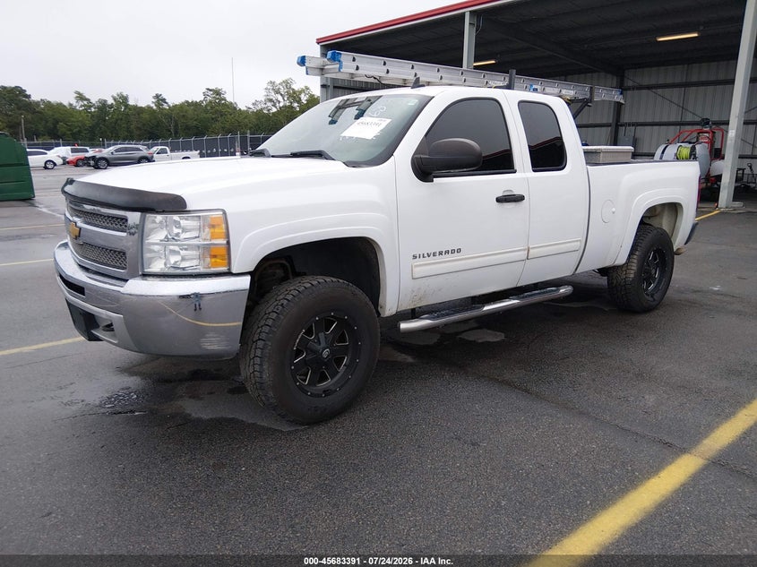 2012 CHEVROLET SILVERADO 1500 auction photo 2