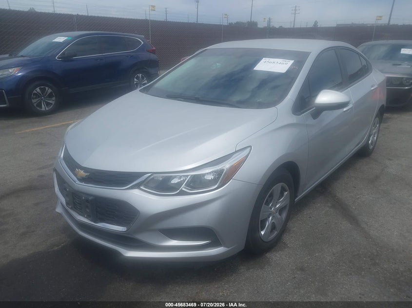 2017 CHEVROLET CRUZE auction photo 2