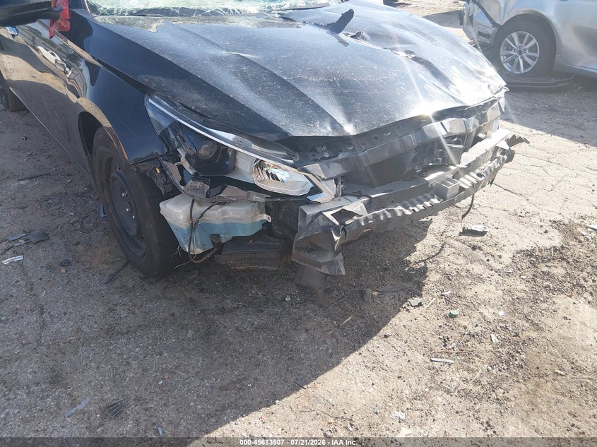 2019 NISSAN ALTIMA auction photo 6