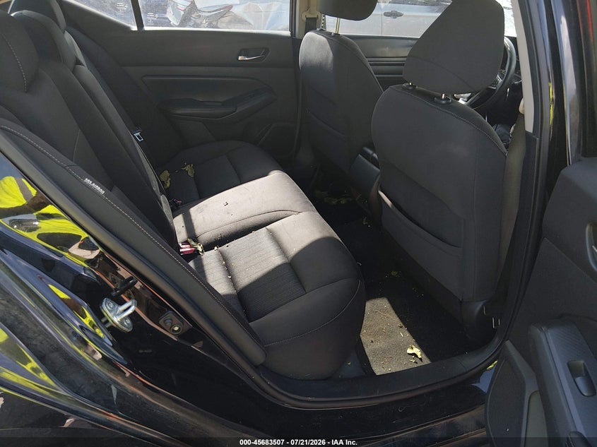 2019 NISSAN ALTIMA auction photo 8