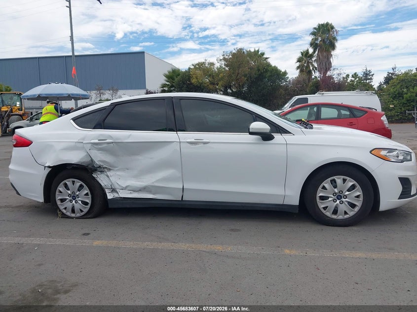 2020 Ford Fusion S VIN: 3FA6P0G76LR112806 Lot: 45683607