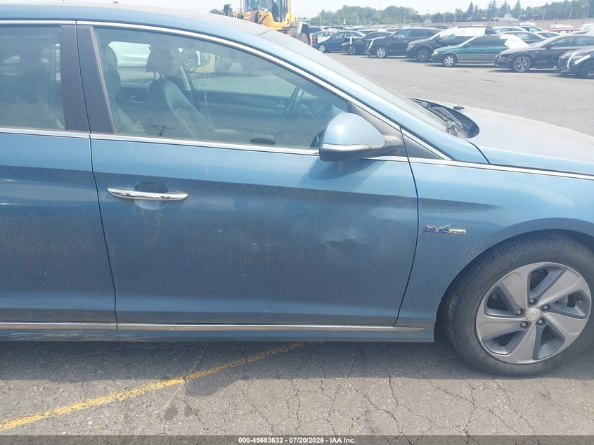 2016 HYUNDAI SONATA HYBRID auction photo 6