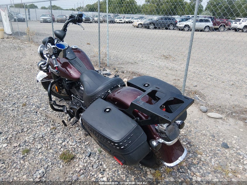 HARLEY-DAVIDSON FLHCS 2018