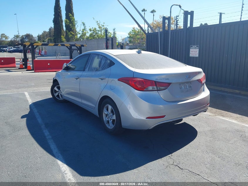 2015 HYUNDAI ELANTRA auction photo 3