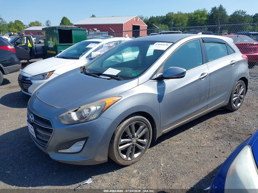 2016 HYUNDAI ELANTRA GT auction photo 2