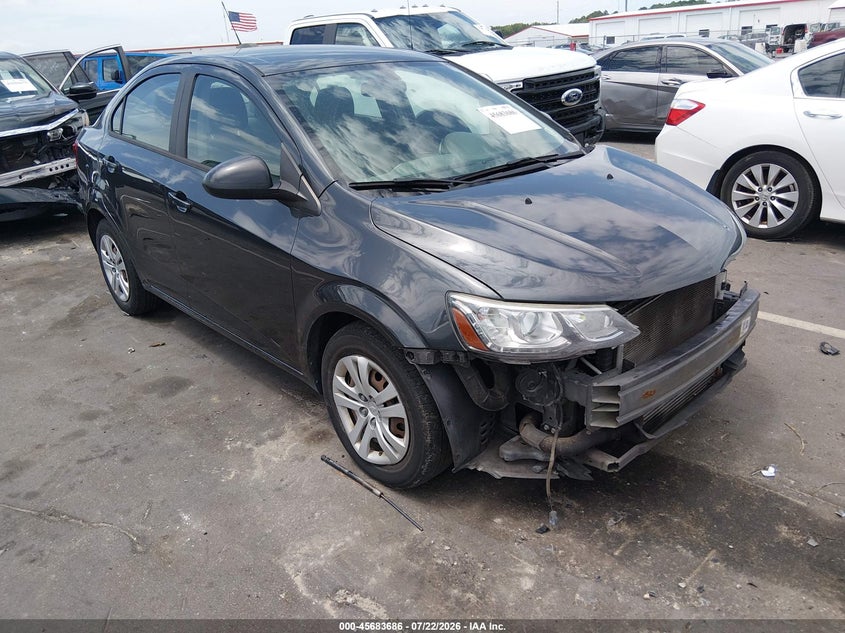 2019 CHEVROLET SONIC auction photo 1