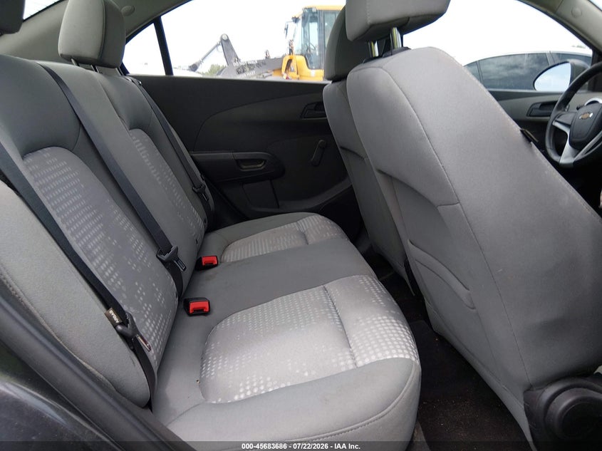 2019 CHEVROLET SONIC auction photo 8