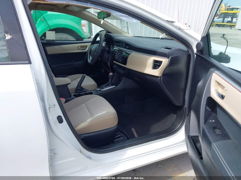 2015 Toyota Corolla Le Plus VIN: 5YFBURHE3FP196211 Lot: 45683704