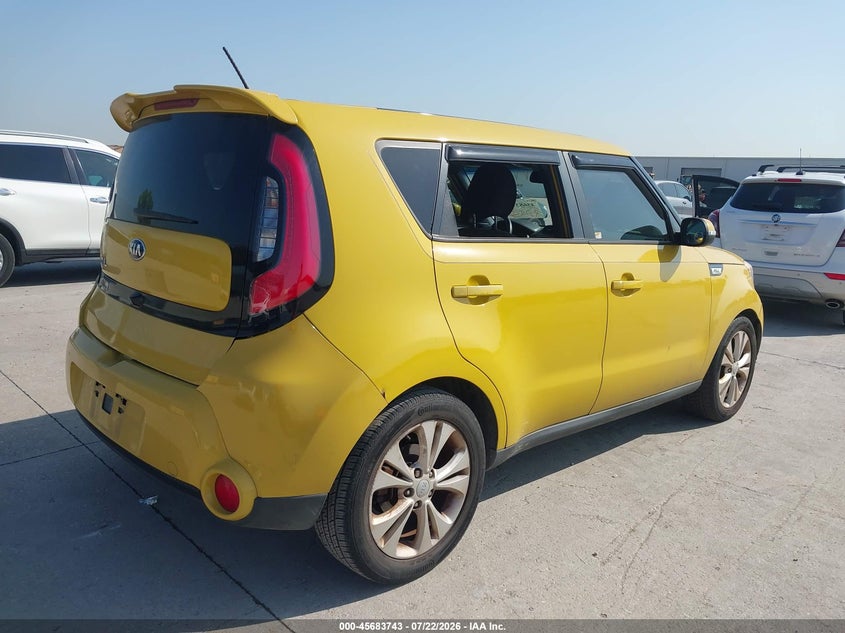 2015 KIA SOUL auction photo 4