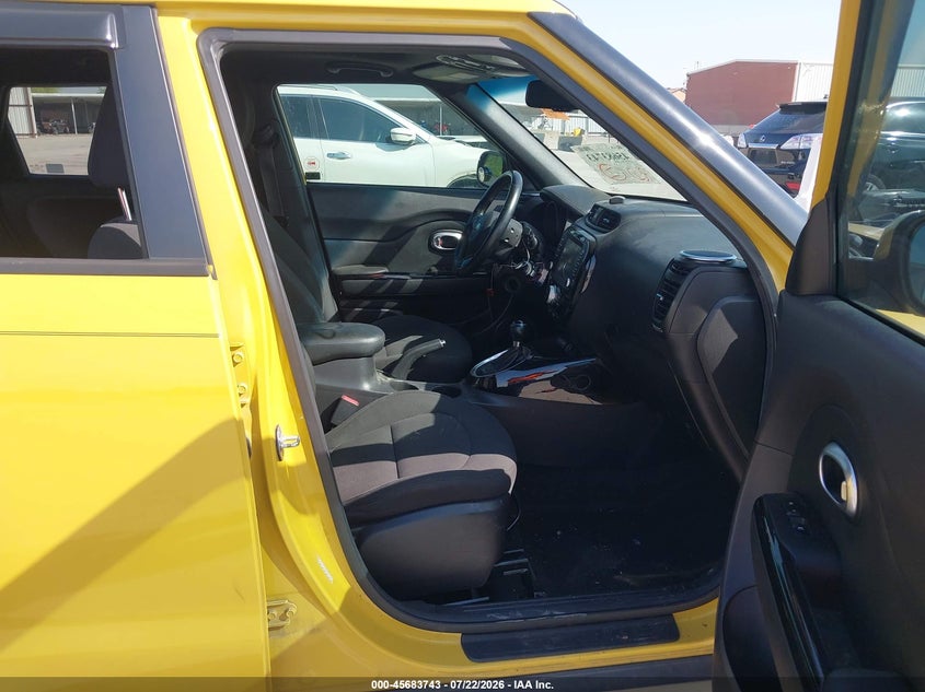 2015 KIA SOUL auction photo 5