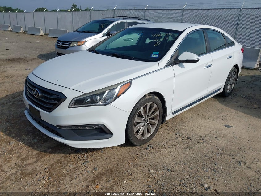 2015 HYUNDAI SONATA auction photo 2