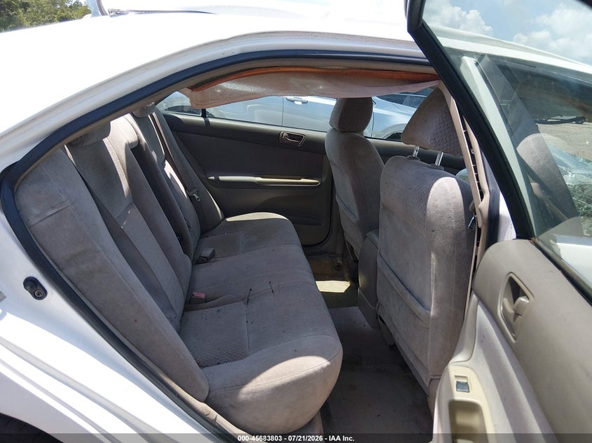 2003 Toyota Camry Le VIN: 4T1BE30K03U245726 Lot: 45683803