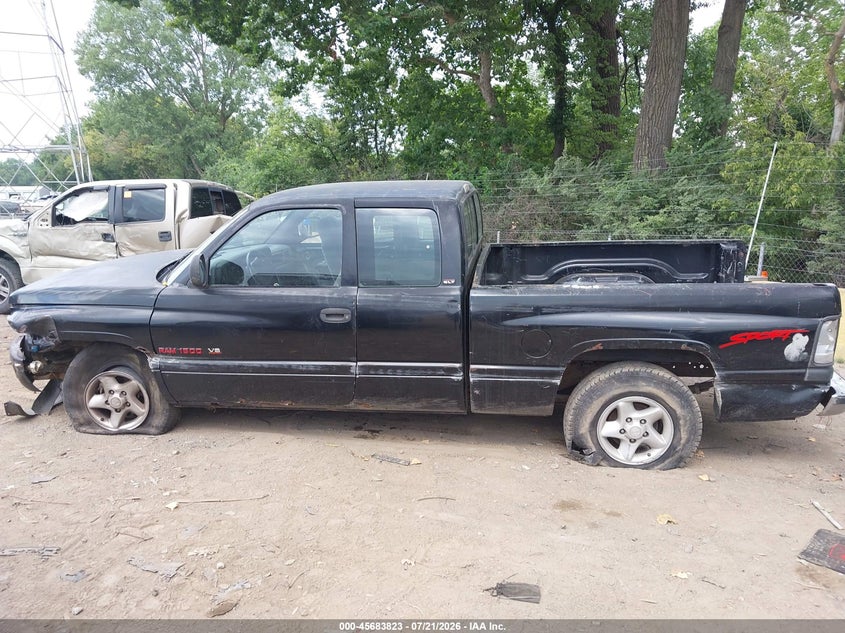 1996 Dodge Ram 1500 VIN: 3B7HC13Z2TG113779 Lot: 45683823